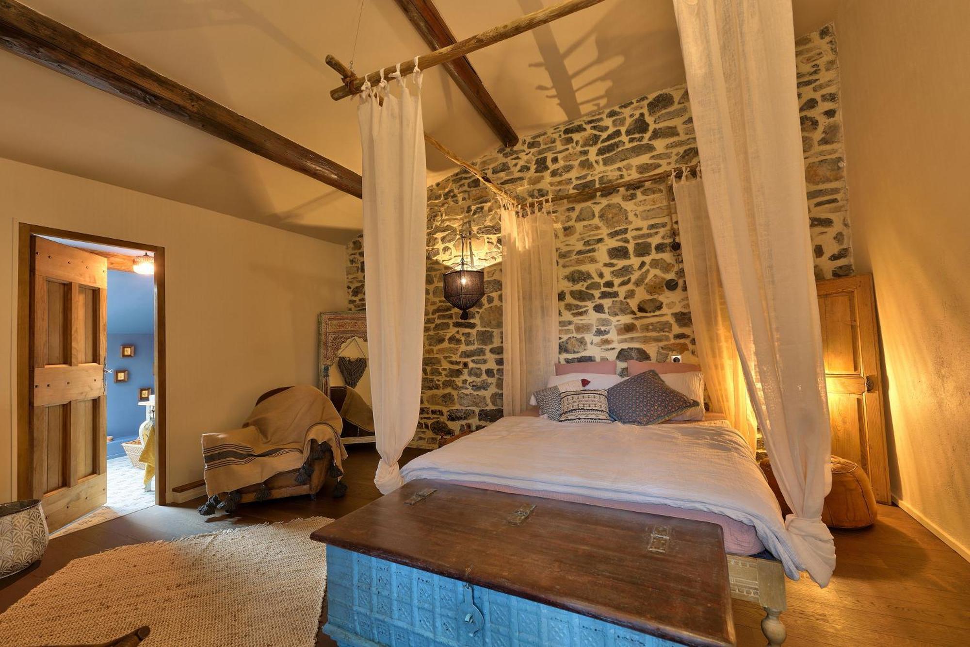 Hotel La Gourmandine à Courry Extérieur photo