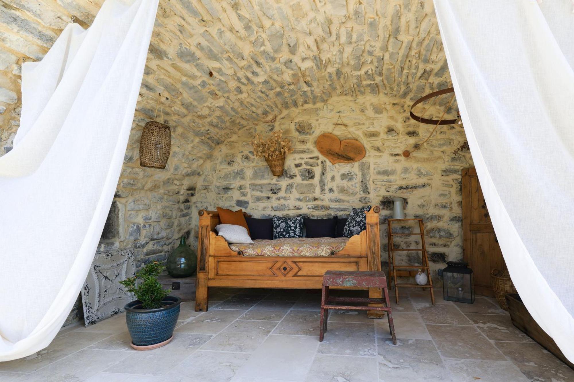 Hotel La Gourmandine à Courry Extérieur photo