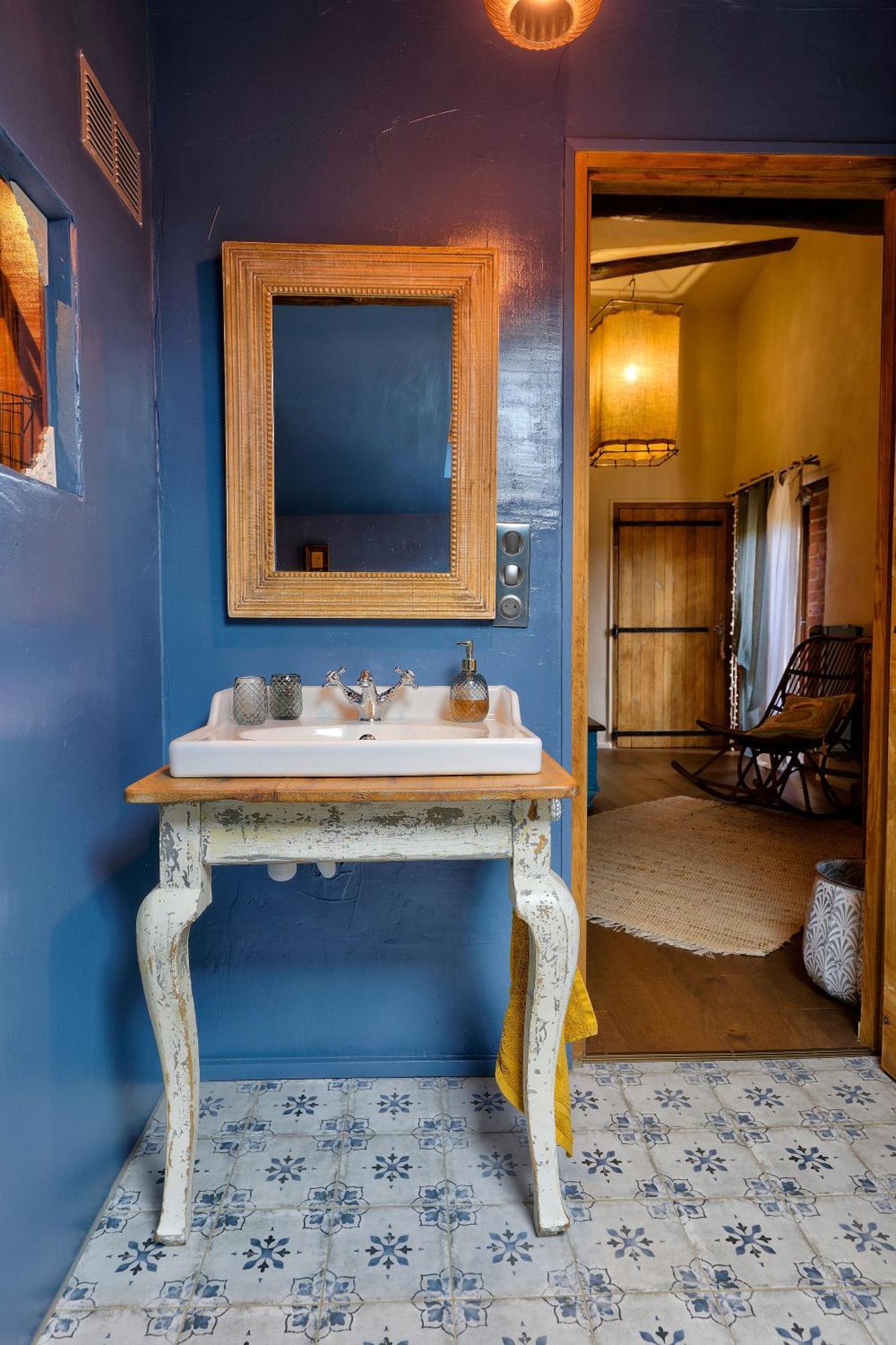 Hotel La Gourmandine à Courry Extérieur photo